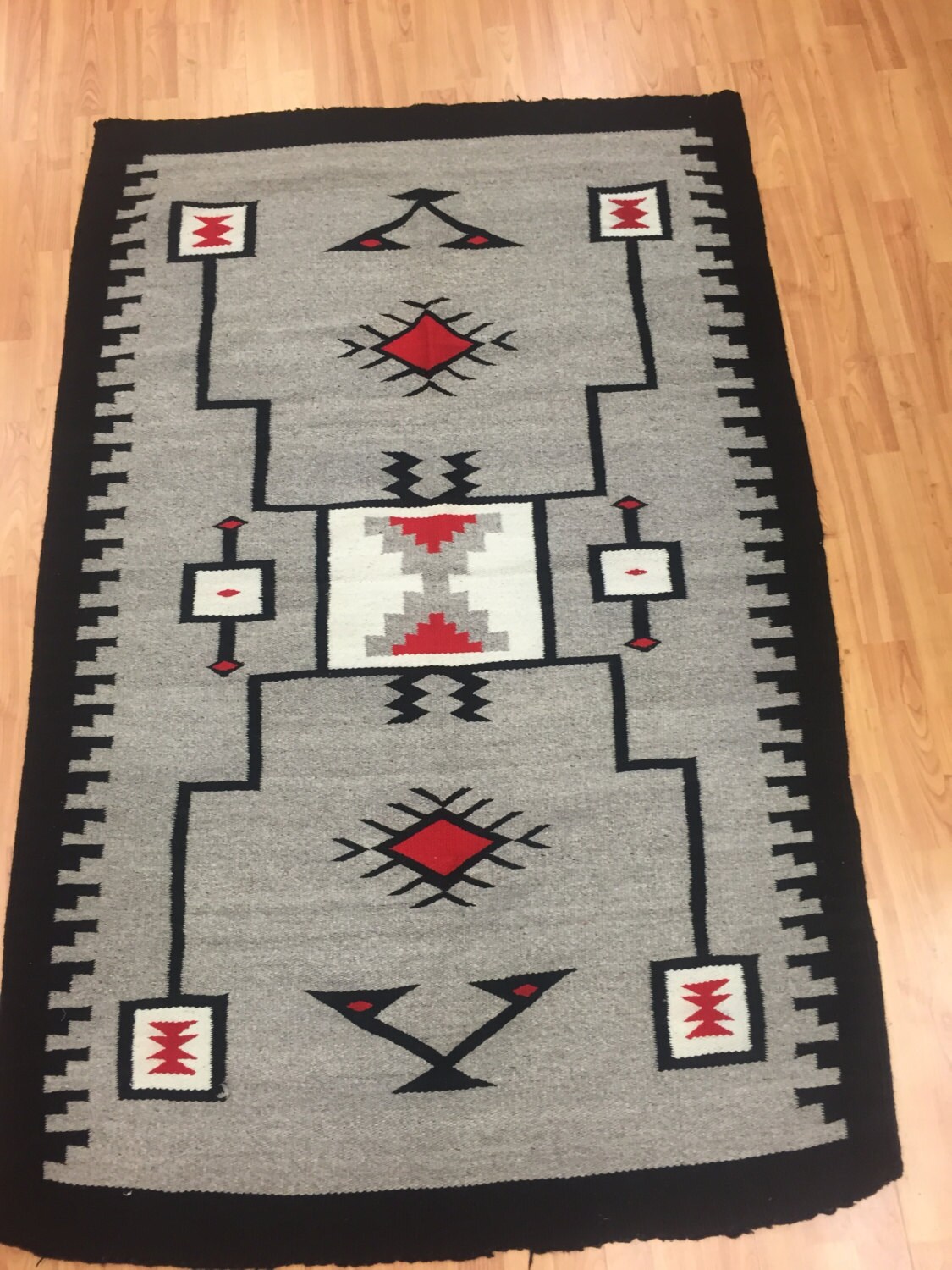 4' x 6' Native American Navajo Rug 1980s Hand Made 100 Wool