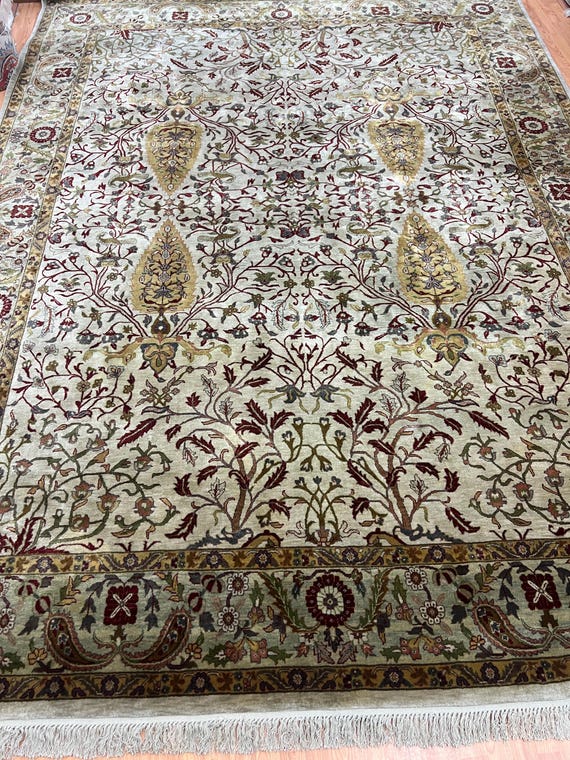 9'3" x 12'3" Indian Agra Design Oriental Rug - Full Pile - Hand Made - 100% Wool