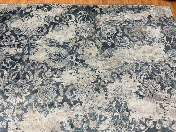 7'10" x 10'10" Dynamic Rugs - Walk on Fashion - Belgian Rug - 100% Viscose