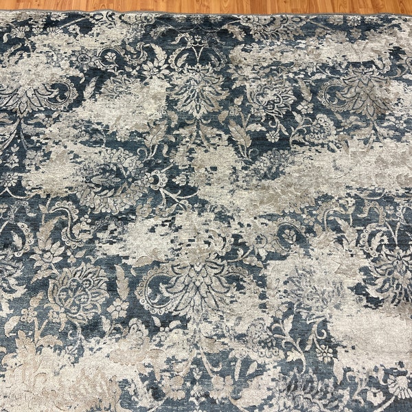 7'10" x 10'10" Dynamic Rugs - Walk on Fashion - Belgian Rug - 100% Viscose