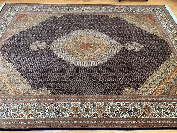 8'3" x 11'3" Turkish Fish Design Oriental Rug - Wool and Silk - Hand Made