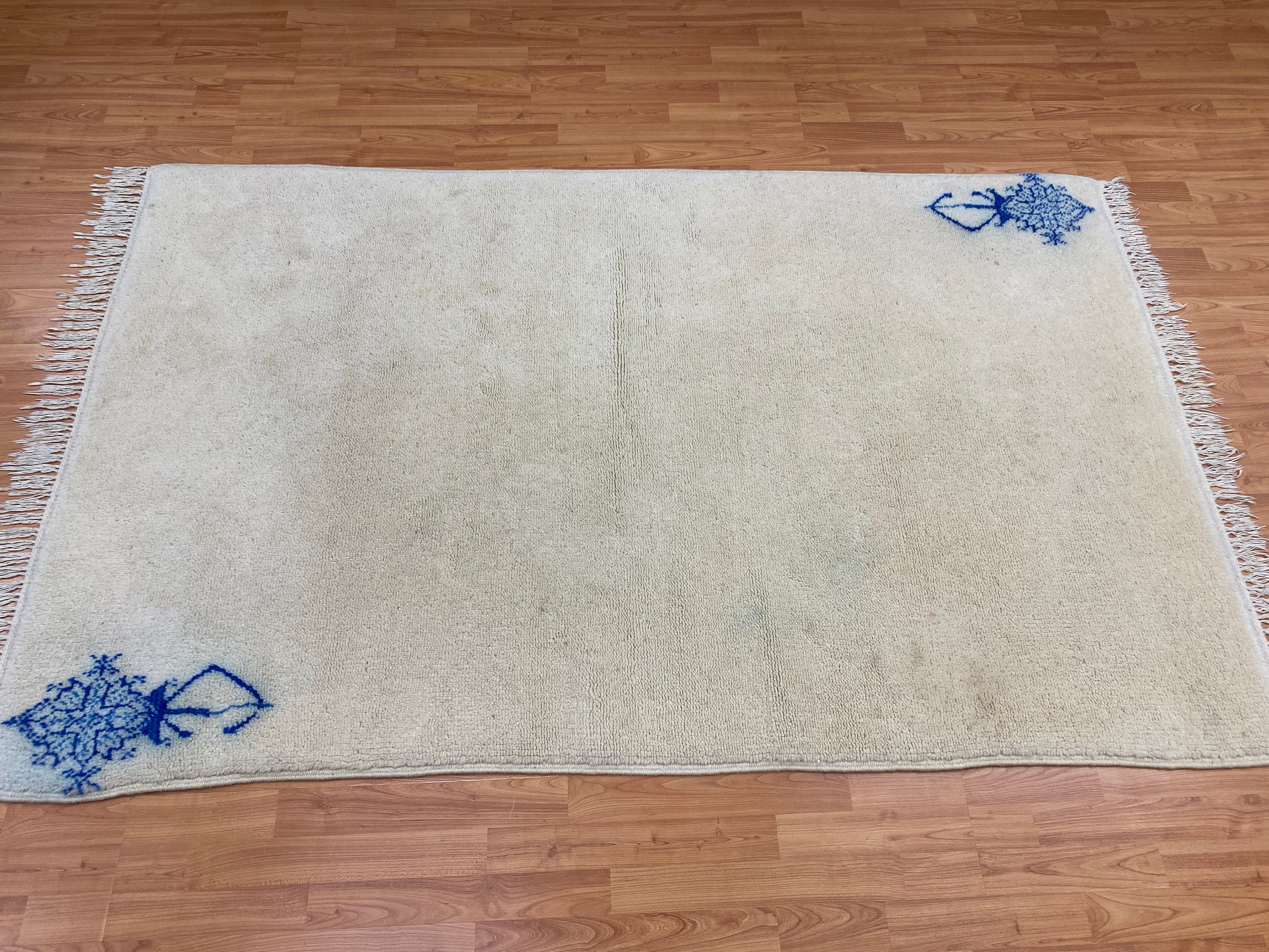 4' x 6'4 Moroccan Modern Design Oriental Rug Full Pile Hand Made