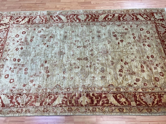 5'2" x 8'8" Pakistani Peshawar Oriental Rug - Hand Made - 100% Wool - Veg Dye