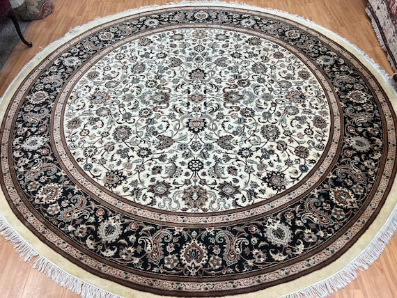 9' x 9' Round Pakistani Tabriz Oriental Rug - Hand Made - 100% Wool