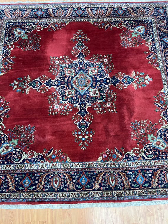 7'3" x 7'5" Indian Open Field Oriental Rug - Hand Made - 100% Wool