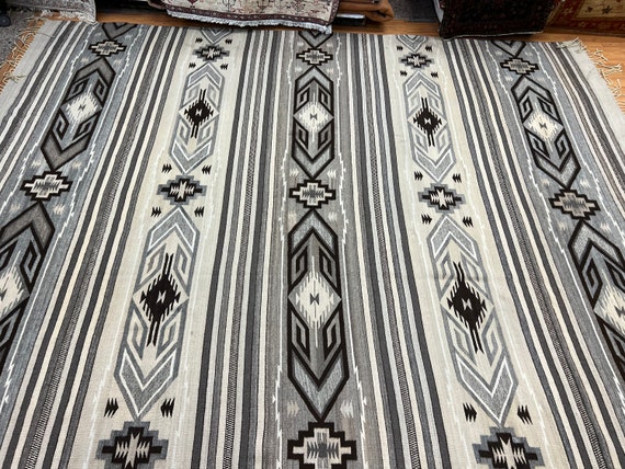 9'10" x 12' Traditional Mexican Flat Weave Rug - Hand Made - 100% Wool