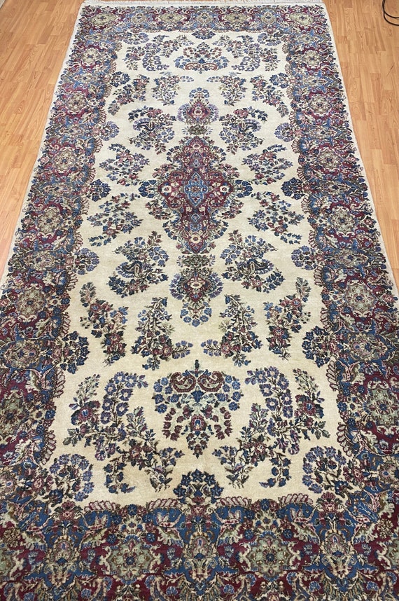 5'9" x 12' Antique Indian Oriental Rug - 1930 - Hand Made - 100% Wool