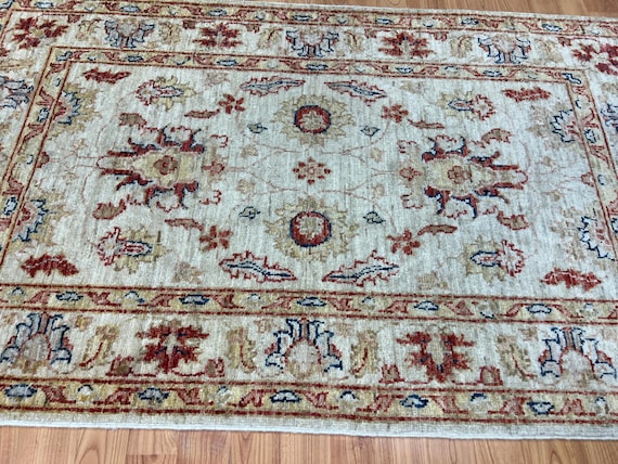 2’7" x 4’4" New Pakistani Peshawar Oriental Rug - Hand Made - 100% Wool - Veg Dye