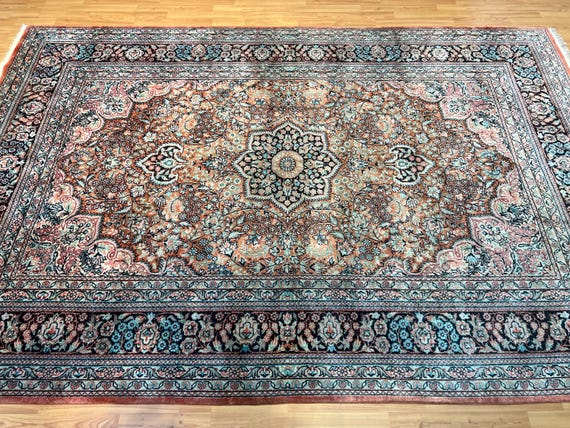 6' x 9' Kashmir Oriental Rug - Full Pile - Hand Made - 100% Silk