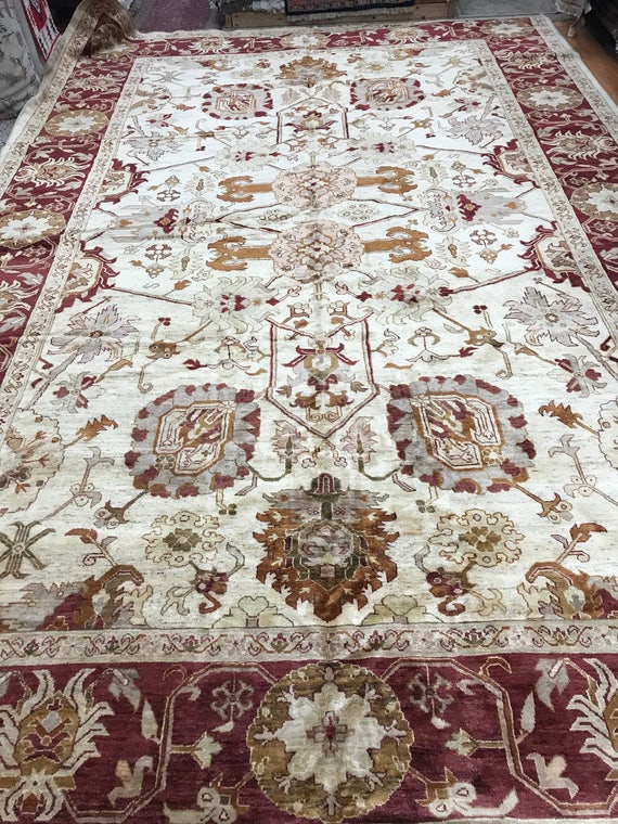 10'2" x 15'5" Pakistani Peshawar Oriental Rug - Hand Made - 100% Wool - Vegetable Dye