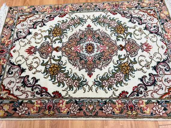 2' x 3' Floral Turkish Oriental Rug - Full Pile - Hand Made - Wool and Silk