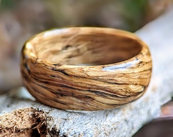 Authentieke ring van Tennessee whiskeyvathout met spiraalvormige nerf. Handgemaakt op bestelling, volledig naar wens aan te passen.