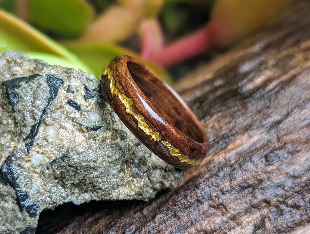 Ancient Kauri Spiral Grain Wood Ring With Central 24K Gold Vein ...