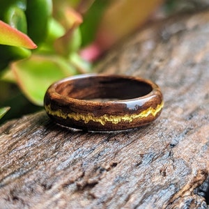 Ancient Kauri Spiral Grain Wood Ring With Central 24K Gold Vein ...