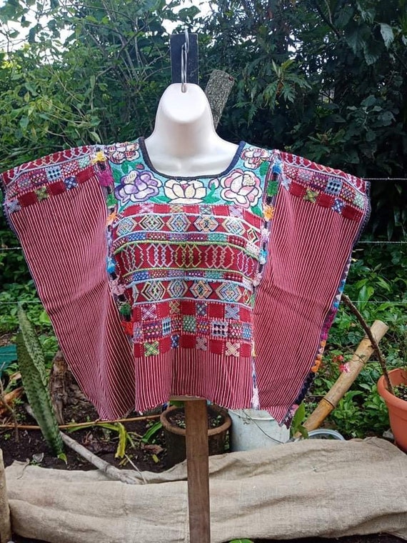 Vintage Guatemalan Cotton hand embroidered Huipil Kleding Dameskleding Tops & T-shirts Tunieken 