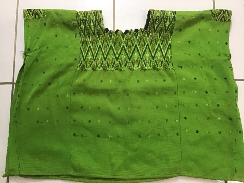 Vintage mayan Guatemalan Huipil 100/% Cotton Handmade Hand Woven Hand Embroidered Hippie Boho Festival Poncho Kaftan Caftan