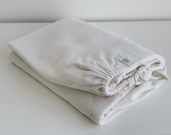 White Fitted Sheet – 100% European Linen Bed Sheet – Stonewashed Linen Bedding – Queen King Full – Breathable Natural Sheet - Customizable