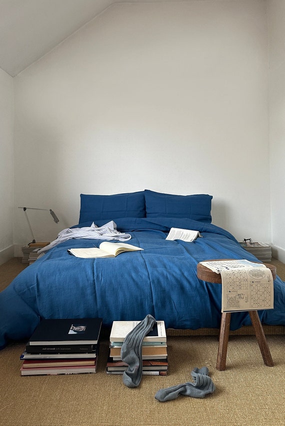 Mediterranean. 3 piece Linen Bedding Set. Linen Duvet Cover and 2