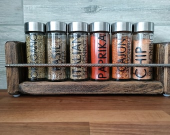 Étagère à épices / étagère à herbes en bois de récupération d'aspect rustique avec barres d'armature en métal