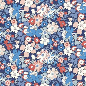 Liberty of London: Carnaby Westbourne Posy Retro Indigo A Quilting Cotton (vendido por medio patio)
