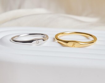 Pinky Signet Ring, Thin Oval Signet Ring, Tiny Initial Ring, Minimal Gold Signet Ring, Dainty Pinky Jewelry