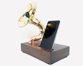 Acoustic Speaker, w/ Polished BrassSpeaker, iPhone Speaker, Horn Speaker, iPhone Amplifier, Portable Speaker, Steampunk Speaker, iPhone Dock