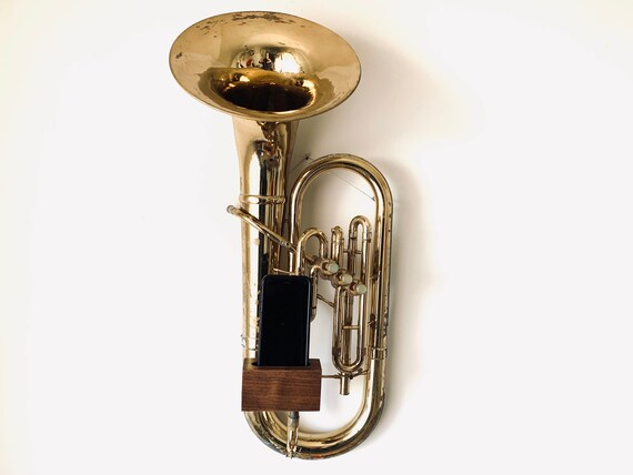 horn iphone speaker dock