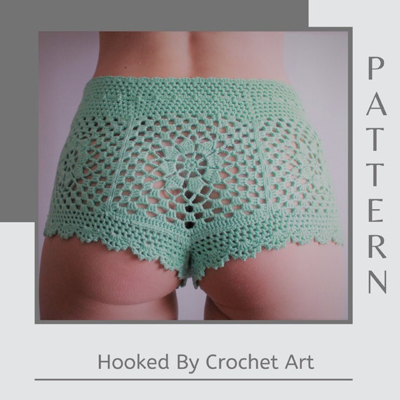 Crochet High Waisted Shorts PATTERN (PDF digital) For many girls, shorts ar...