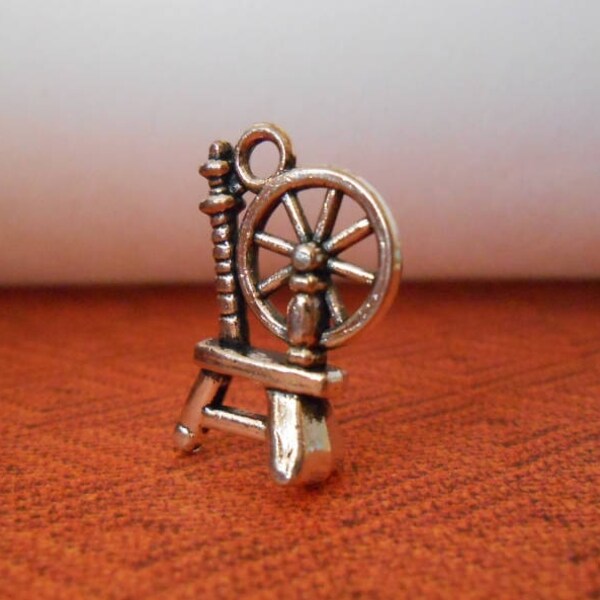 10 Silver Spinning Wheel Charms 3D Charm | Steampunk Charm | Sleeping Beauty Charm | Rumplestiltskin Charm Fairy Tale Charm | Weaving Charm