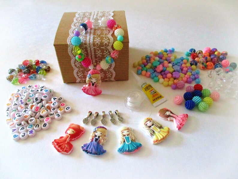 DIY Jewelry Kits Stretch Bracelets Beading Kits Party Kits Craft kits for 6 Party Girl Charm Bracelets Party Favors and Games