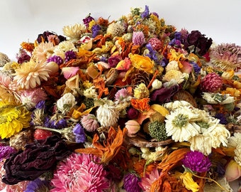 Vente en gros de fleurs séchées en vrac pour confettis de mariage. 40 variétés à mélanger. Convient pour les bougies et l'aromathérapie. Fabrication de savon, fabrication de bougies