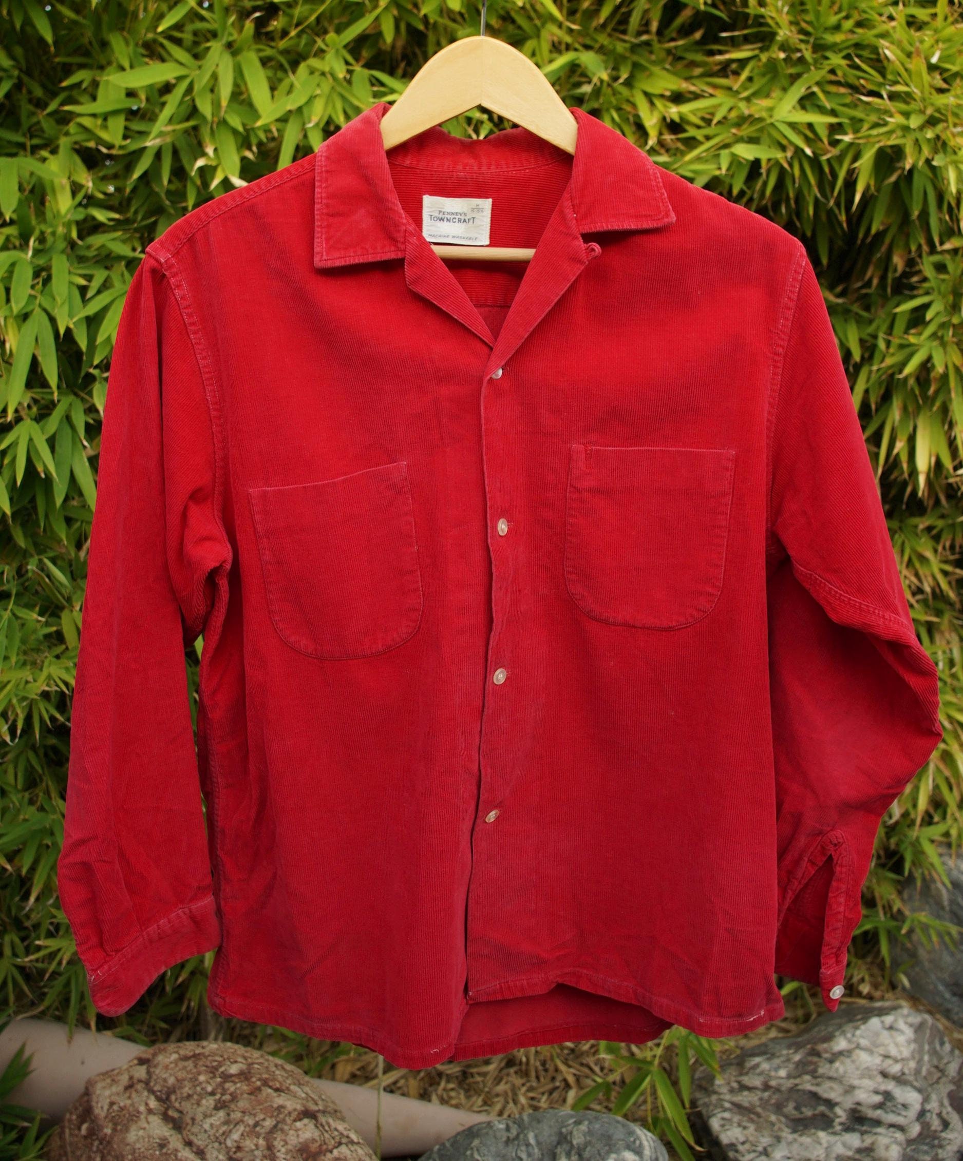Vintage 1950s decnt 60s Red Corduroy