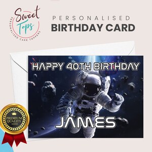 Tarjeta de cumpleaños personalizada tamaño A5 con el sistema solar espacial, astronauta, cualquier nombre y edad