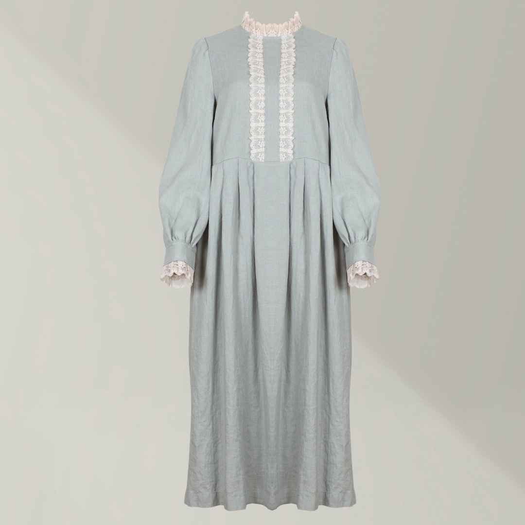 Funeral Linen Dress for the Deceased / Clothing for the Deceased