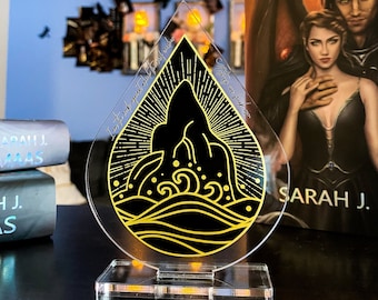 Ich bin der Stein, gegen den die Brandung stürzt - Drop Design - ACOTAR Serie - Freistehendes Bücherregal - Offiziell lizenziert von Sarah J. Maas