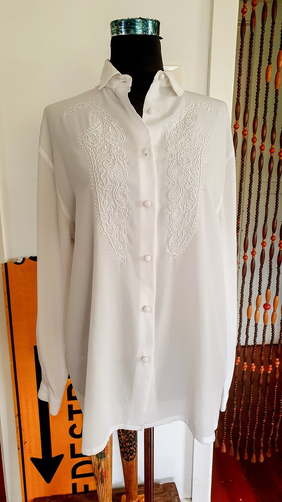 Embroidered Classic Bright White Blouse 