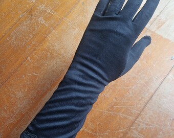 Embroidered Classic Vintage Bracelet Length Black Gloves Long Pull On Simple Gloves