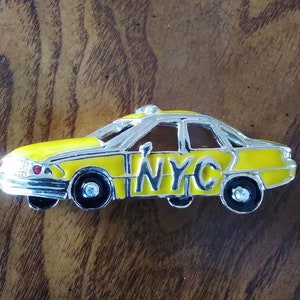 Yellow NYC cab brooch, enamel on gold metal, 80s // fun, quirky pin, New York City taxi, enamel and rhinestone, souvenir
