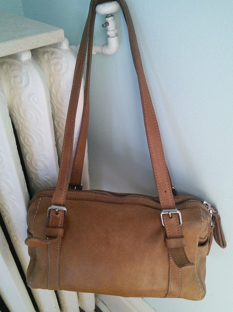 roots shoulder bag
