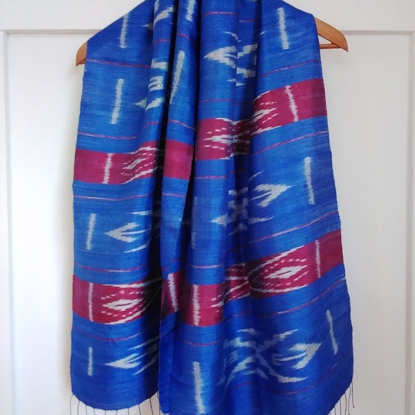 Raw silk artisan wide oblong scarf, 90s // hand woven, rectangular, Ikat pattern, boho, 1990s