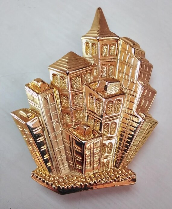 Big City Buildings Brooch Gold Tone PARK LANE City Pin Pendant City Architecture Pendant Figural Pin Pendant