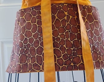 Giraffe Print Waitress/Teacher/Vendor/Server/Half/Waist/3 Pocket Apron