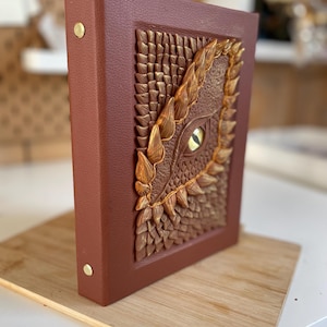 Diario del alma de piel de dragón A5 / Lectura personalizada de la carta natal / Cuaderno espiritual de ojo de dragón para la autoindagación, la sanación y el despertar