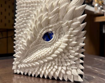 Hand-sculpted 3D Dragon Kindle Oasis 2 case