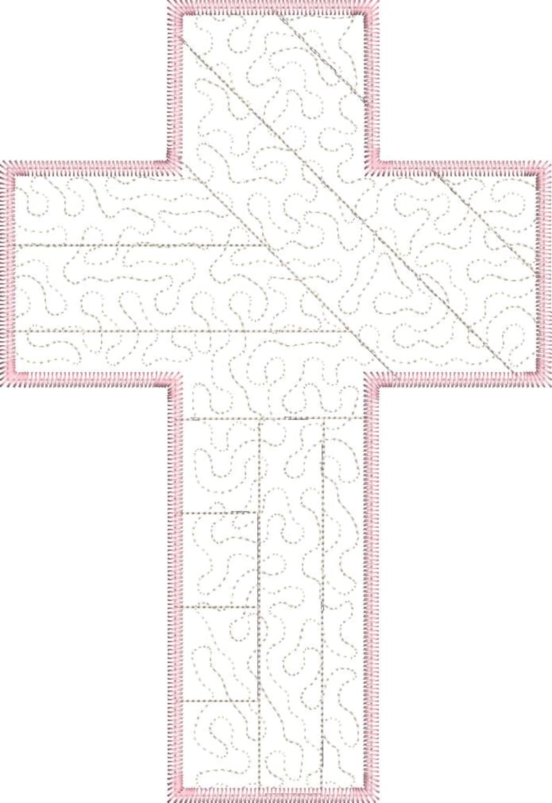 Puede incluir: Una cruz blanca con un contorno rosa y un patr&oacute;n decorativo de espirales y l&iacute;neas. La cruz es un patr&oacute;n de acolchado.
