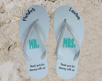 Flip-flops for Party Guests with FREE printable - Personalized Wedding, Anniversary. BULK