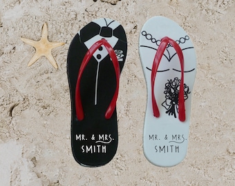 Bride and Groom Personalized Flip-flops for Party Guests - with FREE printable. Wedding. BULK