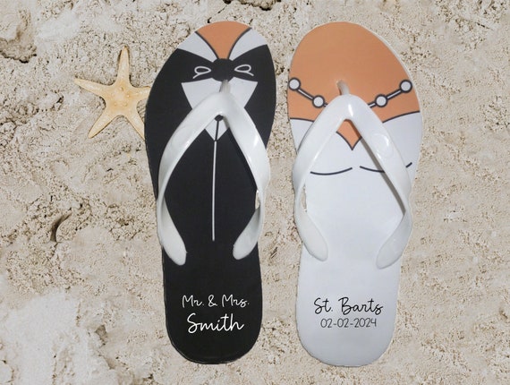 Bride and Groom Flip-flops for Party Guests With FREE Printable