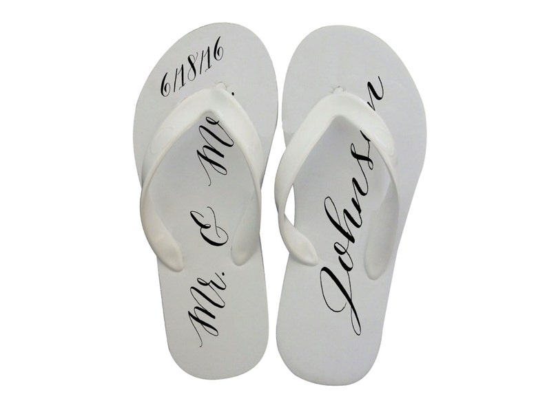 flip flops for party guests
