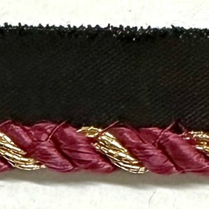 Twist Cord with Metallic Lip Piping Trimming 4 Continuous Yards Cranberry Gold
